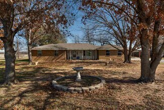 739 Texas 251, Olney, TX 76374