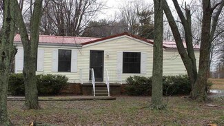 511 Nuckolls Ave, Kevil, KY 42053