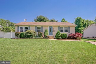 20 Danbury Dr, Sicklerville, NJ 08081