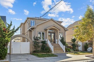 97-16 161st Ave, Howard Beach, NY 11414