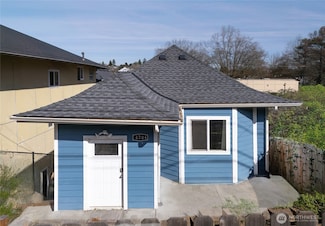 4204 Letitia Ave S, Seattle, WA 98118