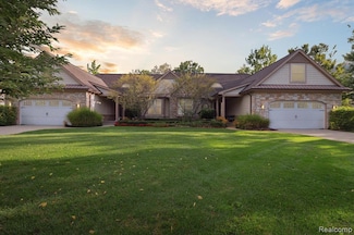 12104 Tullymore Dr, Stanwood, MI 49346