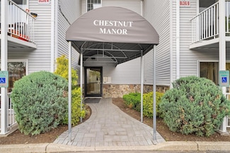 10-12 Chestnut St Unit B303, Suffern, NY 10901