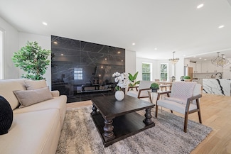 1135-1137 Hyde Park Ave Unit 1, Boston, MA 02136