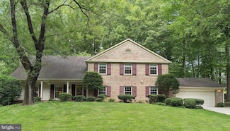 7605 Hackamore Dr, Potomac, MD 20854