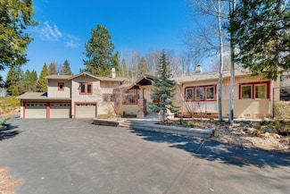 604 Monroe Way, Mount Shasta, CA 96067