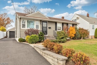 70 Lincoln Blvd, Clark, NJ 07066