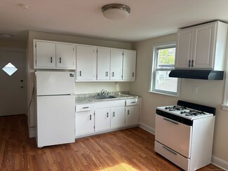 182 Sheridan St Unit 3, Bridgeport, CT 06610