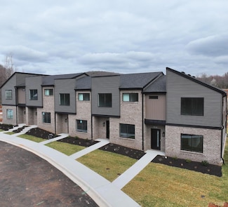 193 Allure Dr, Rustburg, VA 24588