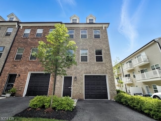 701 Abbe Rd, Little Falls Township, NJ 07424