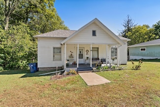 1016 SE 2nd Ave, Aledo, IL 61231