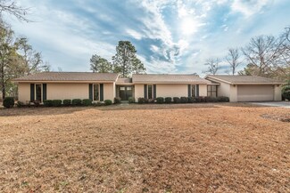 2512 Spring Valley Dr, Aiken, SC 29803