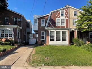 207 W 35th St, Wilmington, DE 19802