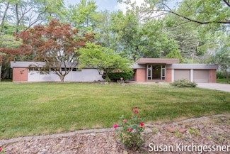 1129 Idema Dr SE, Grand Rapids, MI 49506