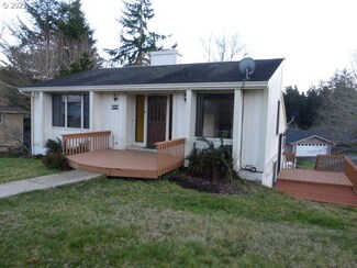 1511 Ranch Rd, Reedsport, OR 97467