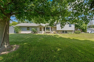 N4029 Vista Rd, Sullivan, WI 53178
