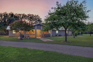 901 Timber Ridge Rd, Marble Falls, TX 78654