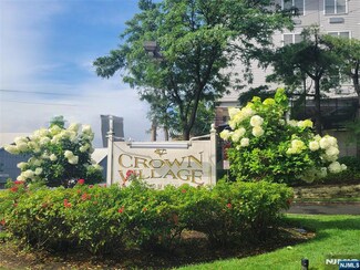 8 Garden Place Unit 283, Edgewater, NJ 07020