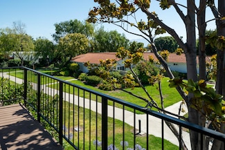 2196 Via Mariposa E Unit P, Laguna Woods, CA 92637