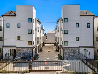 2621 Jackson St, Houston, TX 77004