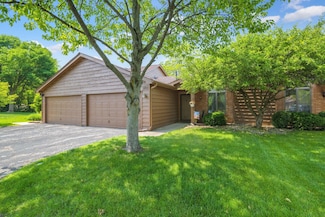 1893 Orchard Ct, Crown Point, IN 46307