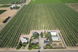 1596 S Temperance Ave, Fresno, CA 93727