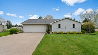503 S Maple Ave, Polo, IL 61064