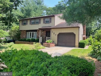 107 Bells Lake Rd, Blackwood, NJ 08012