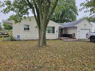 212 S Oak St, Cridersville, OH 45806