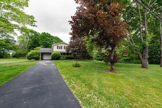 6 Valley Rd, Middleboro, MA 02346
