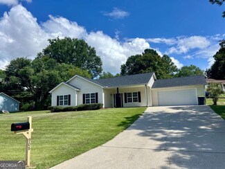 908 Nlassetter Cir, Villa Rica, GA 30180