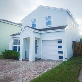 3329 Apache Ln, Margate, FL 33063