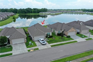 7741 W Pelican Lakes Ave, Baton Rouge, LA 70820