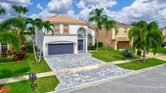 2761 Misty Oaks Cir, Royal Palm Beach, FL 33411