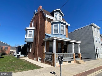 13 W 4th St Unit B, Bridgeport, PA 19405