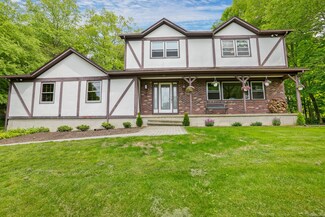 40 Spring Hill Ln, Bethel, CT 06801
