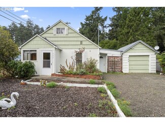 505 Hemlock St, Florence, OR 97439