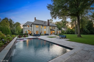 15 Linden Ln, Chatham Township, NJ 07928
