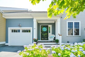 33 Hastings Rd Unit 33, Hudson, MA 01749