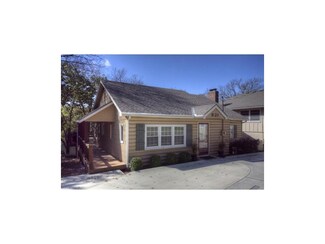 21 R St, Lake Lotawana, MO 64086