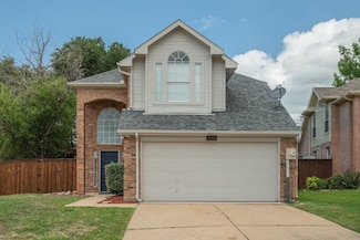947 Winterstone Dr, Lewisville, TX 75067