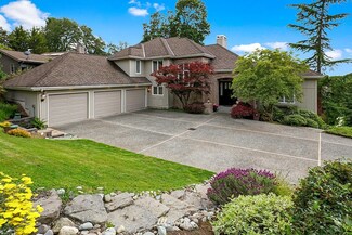 8182 W Mercer Way, Mercer Island, WA 98040