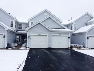 17856 W Salisbury Dr, Gurnee, IL 60031