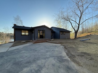 33392 S Deer Circle Dr, Deer River, MN 56636