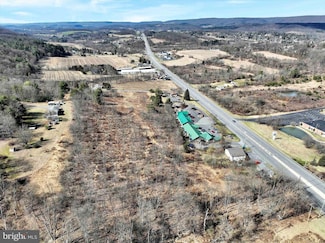 9 Sculps Hill Rd, Orwigsburg, PA 17961