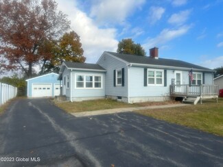 25 William St, South Glens Falls, NY 12803
