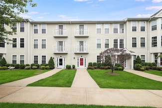 31 Greenridge Ave Unit 1F, White Plains, NY 10605