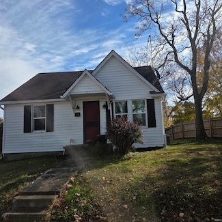 723 N 4th St, Boonville, IN 47601