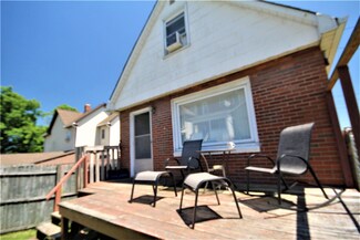 107 W 10th Ave, Tarentum, PA 15084