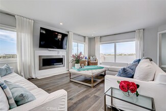 617 19th St, Manhattan Beach, CA 90266